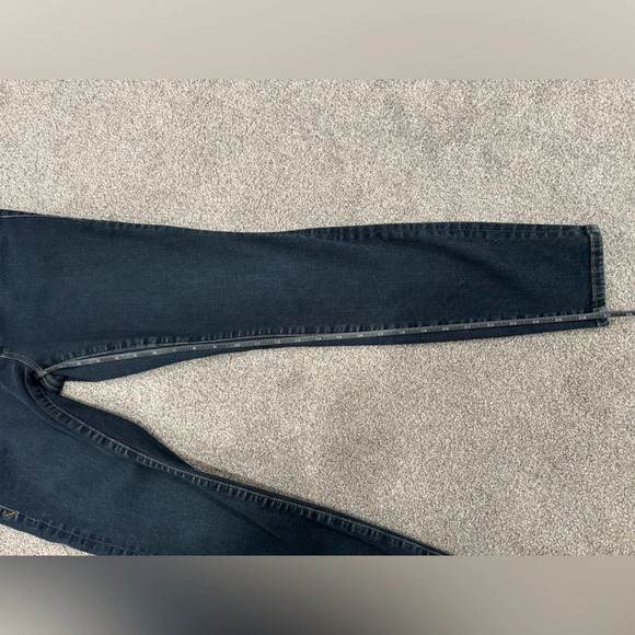 Good American High-Rise Skinny Jeans - Picture 3 of 9